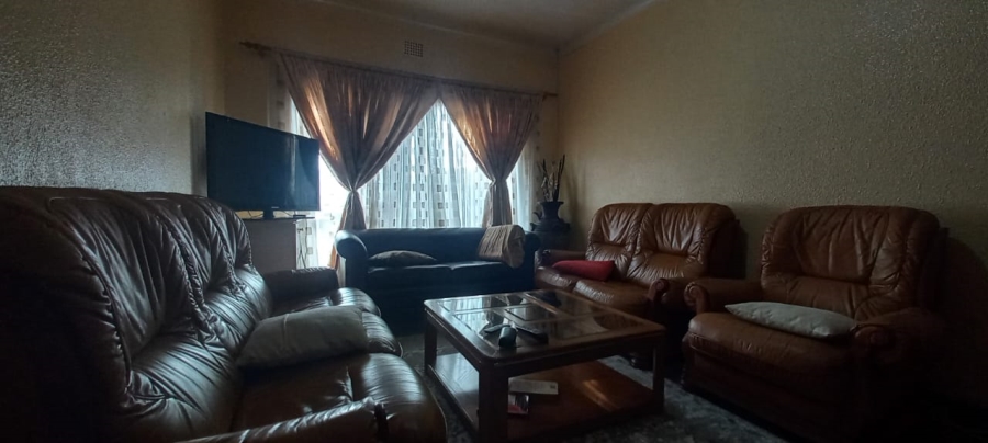 3 Bedroom Property for Sale in Wetton Western Cape